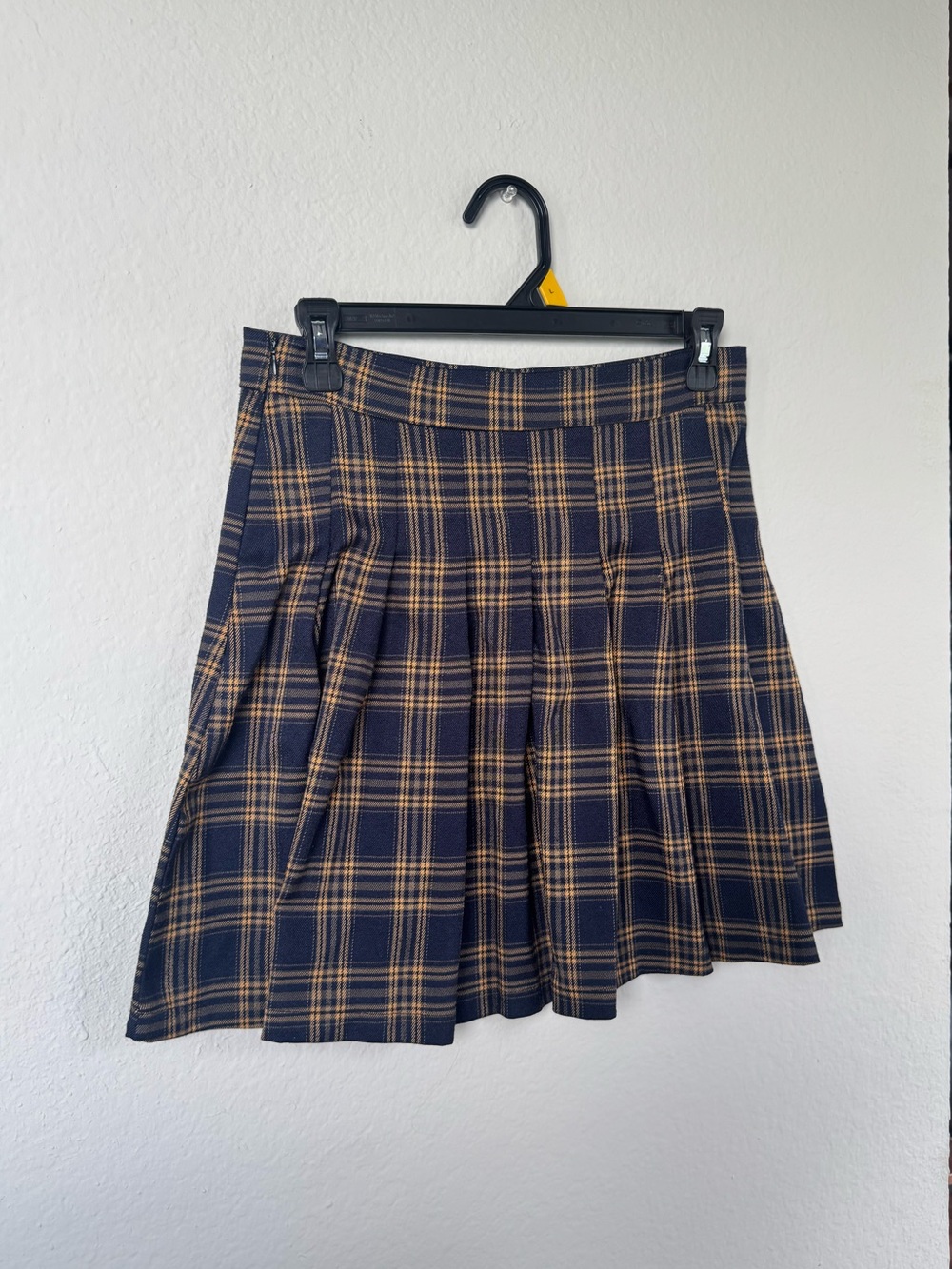 ROMWE Navy and Mustard Plaid Pleated Skirt
